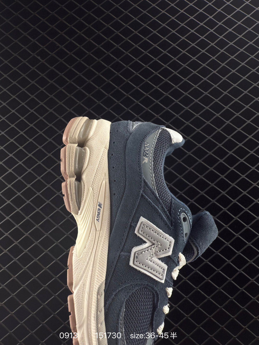 New Balance   M2002RCR